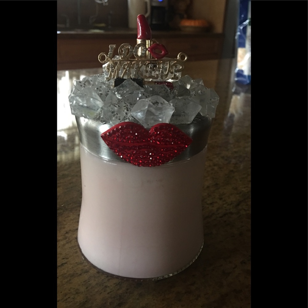 Custom candles